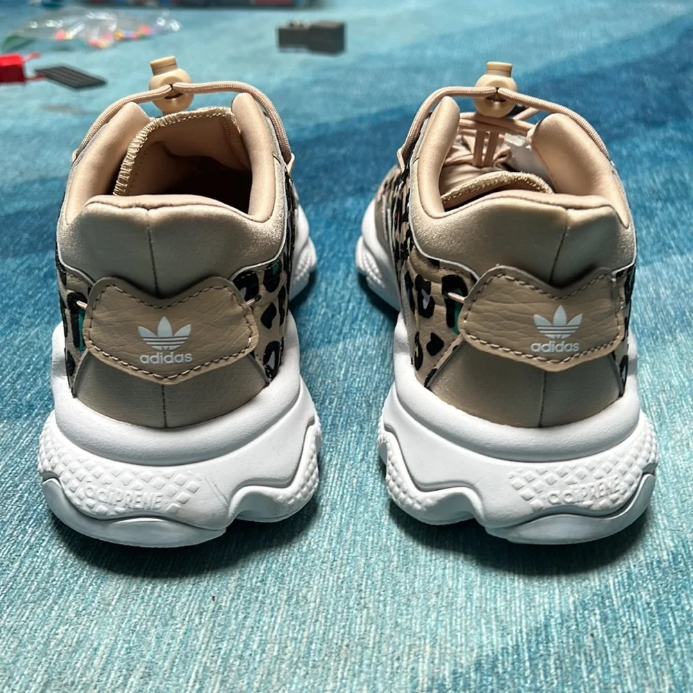Adidas Ozweego Womens Animal Print sneakers EUC - Picture 3 of 8